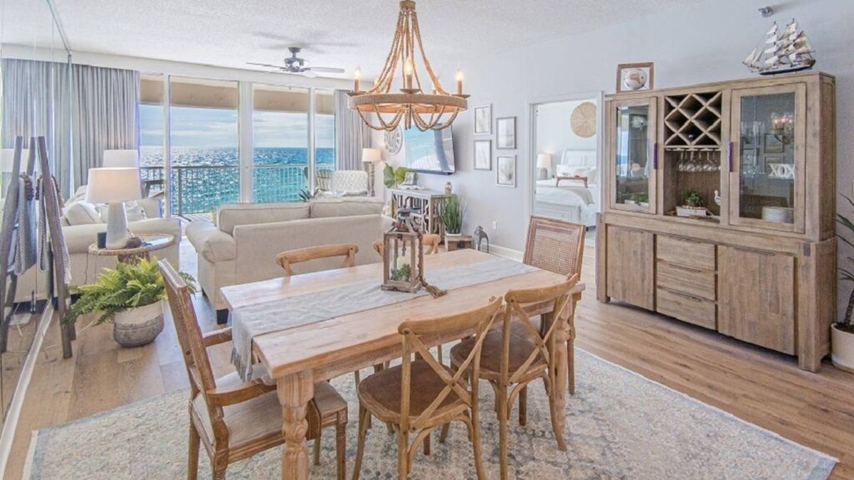 Navarre Beach Condo | ☀️🌊 🏖️Stunning 5 Star Gulf Front 5th Floor, Regency Building 🌊☀️🏖️