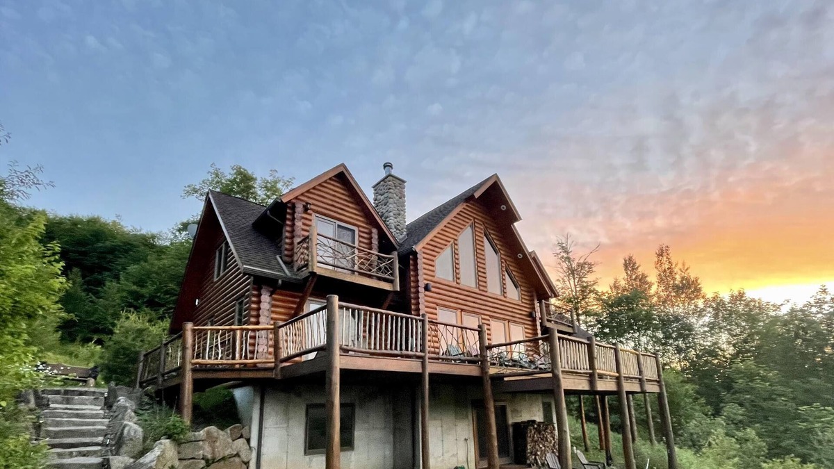 Essex County Cabin | Stunning Adirondack lodge in serene wilderness setting