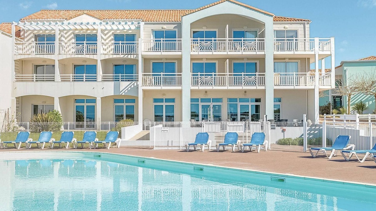 Erdeven Apartment | Stunning apartment in Château-d'Olonne