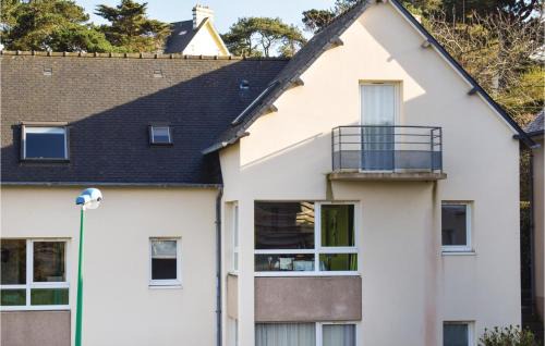 Trevou-Treguignec Apartment | Stunning Apartment In Trevou Treguignec