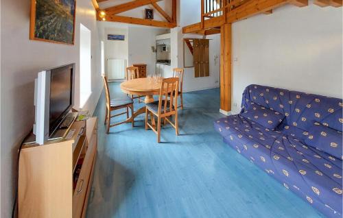 Usson-en-Forez Apartment | Stunning Apartment In Usson-En-Forez