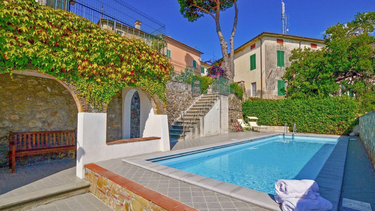 Pedona Apartment | Stunning apartment in Camaiore