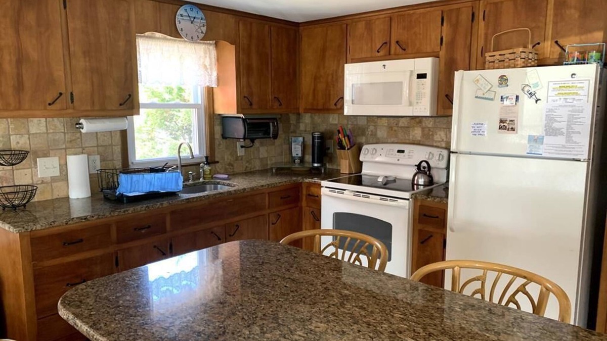 Surf City Apartment | Stunning apartment in Surf City with 3 Bedrooms, Internet and WiFi