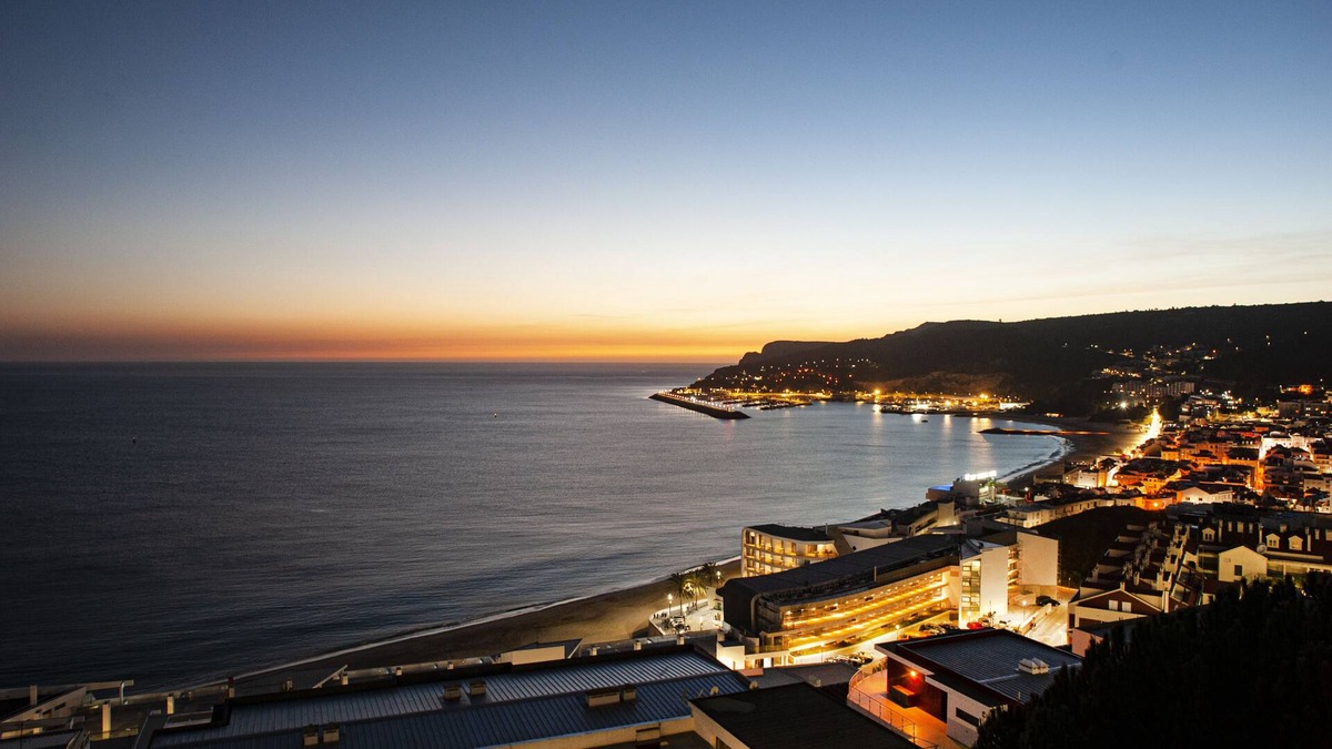 Aldeia do Meco Apartment | Stunning apartment with sea views, great terrace and pool