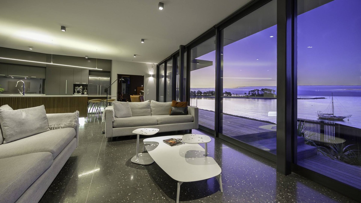 Stepneyville House | Stunning Architecturally designed Contemporay Home