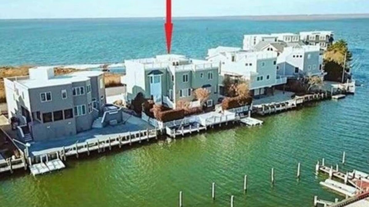 Point Pleasant - Toms River House | Stunning Bayfront Home in Harvey Cedars, LBI