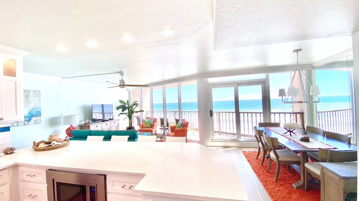 Port Aransas Condo | Stunning Beach Front Condo & Breathtaking Ocean Views on Mustang Island/Port A