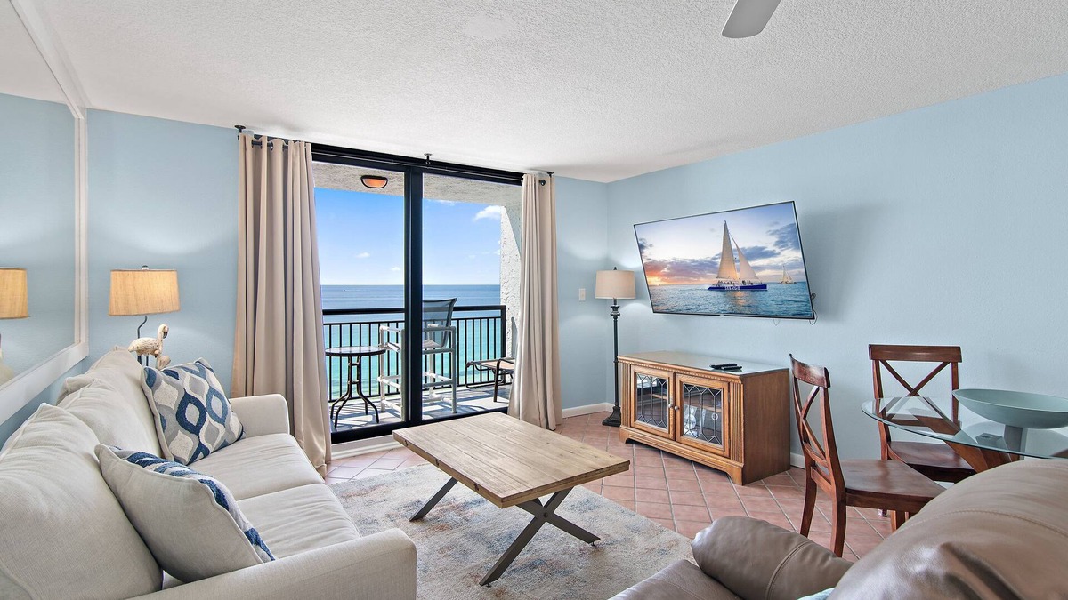 Destin Condo | ⛱️Stunning Beachfront-Indoor Pool and Hot tub-SunDestin 1103☀️