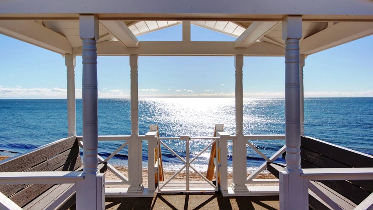 Dennis Port House | Stunning Beachfront Gem! (2144)