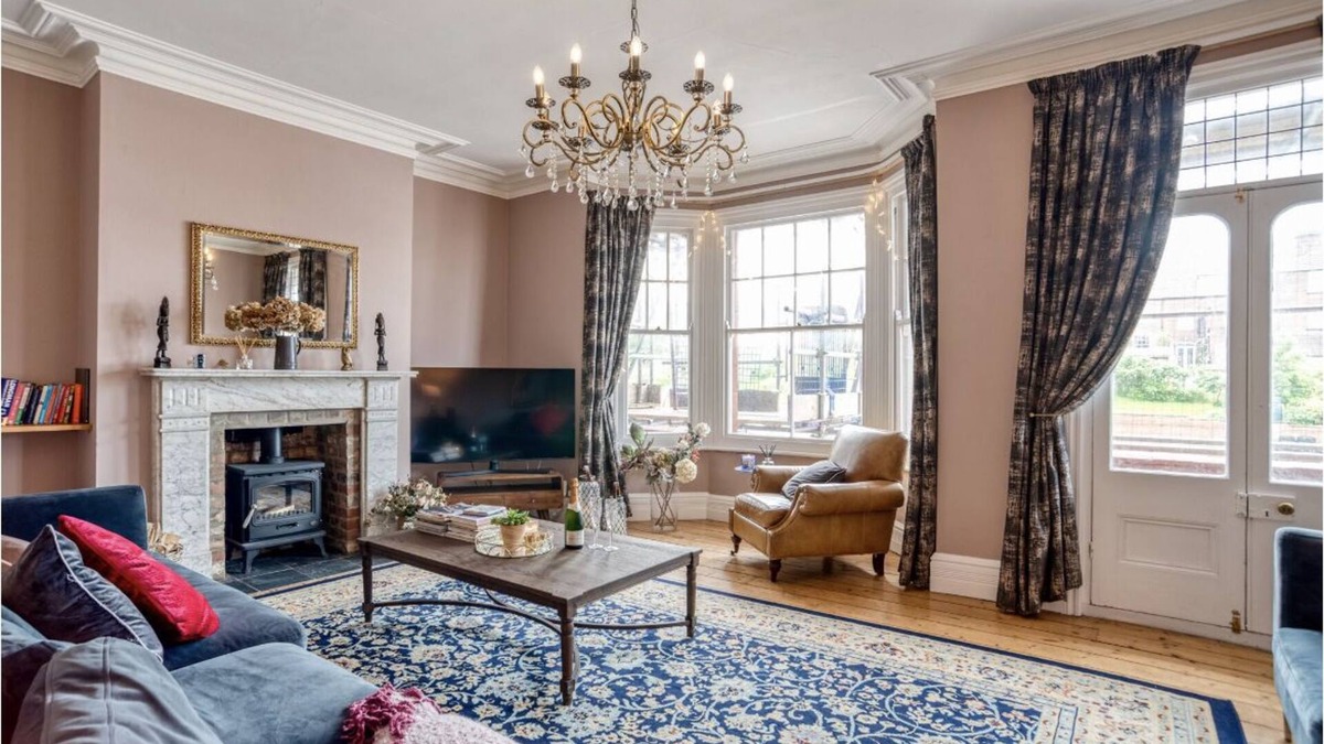 Cromer House | Stunning boutique Victorian Coastal Town House