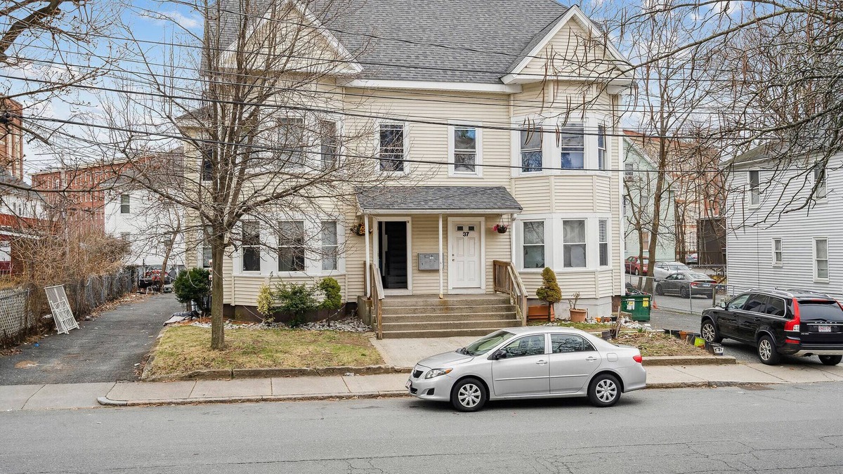 Framingham Apartment | Stunning, Brand New, 2-bedroom apartment in Boston Framingham City Heart