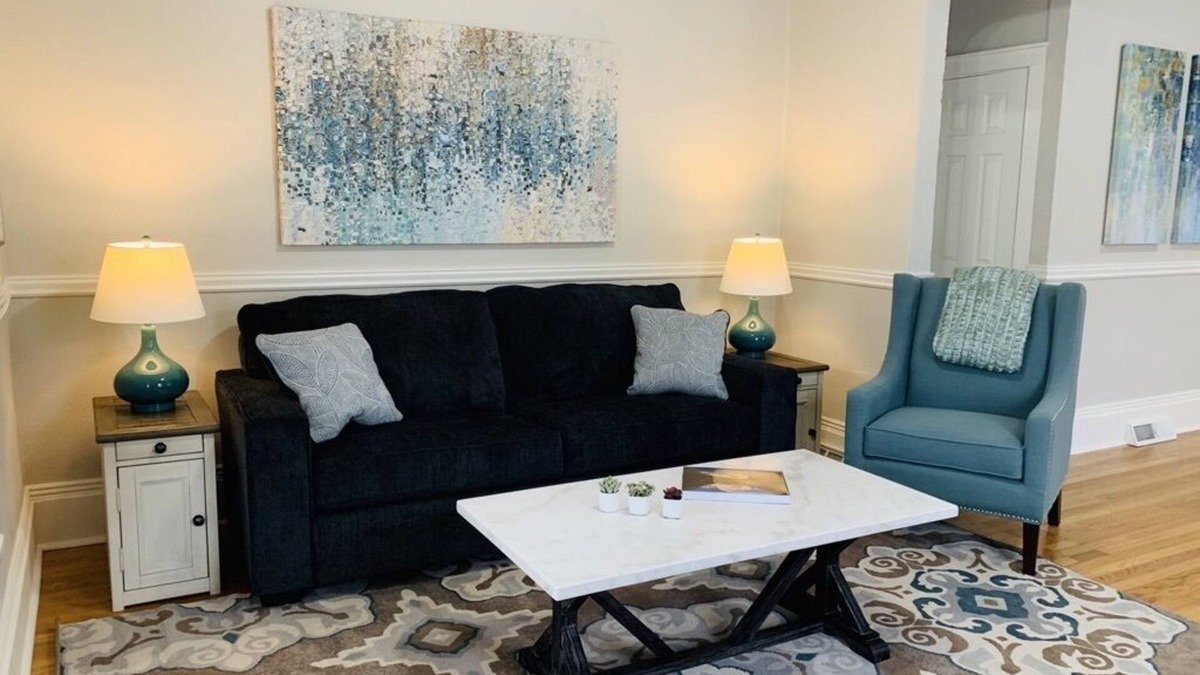 Greeley Apartment | Stunning Bungalow next to UNC - Free Bikes!