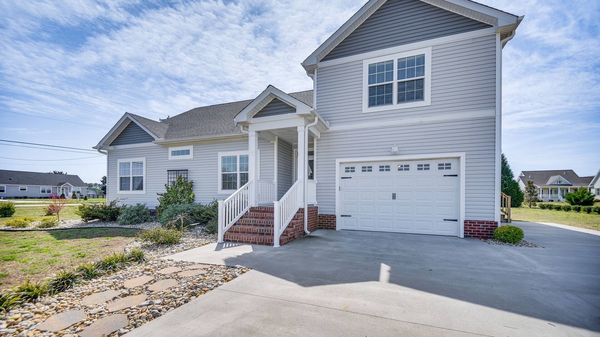 Cape Charles House | Stunning Cape Charles Retreat ~ 1 Mi to Beach