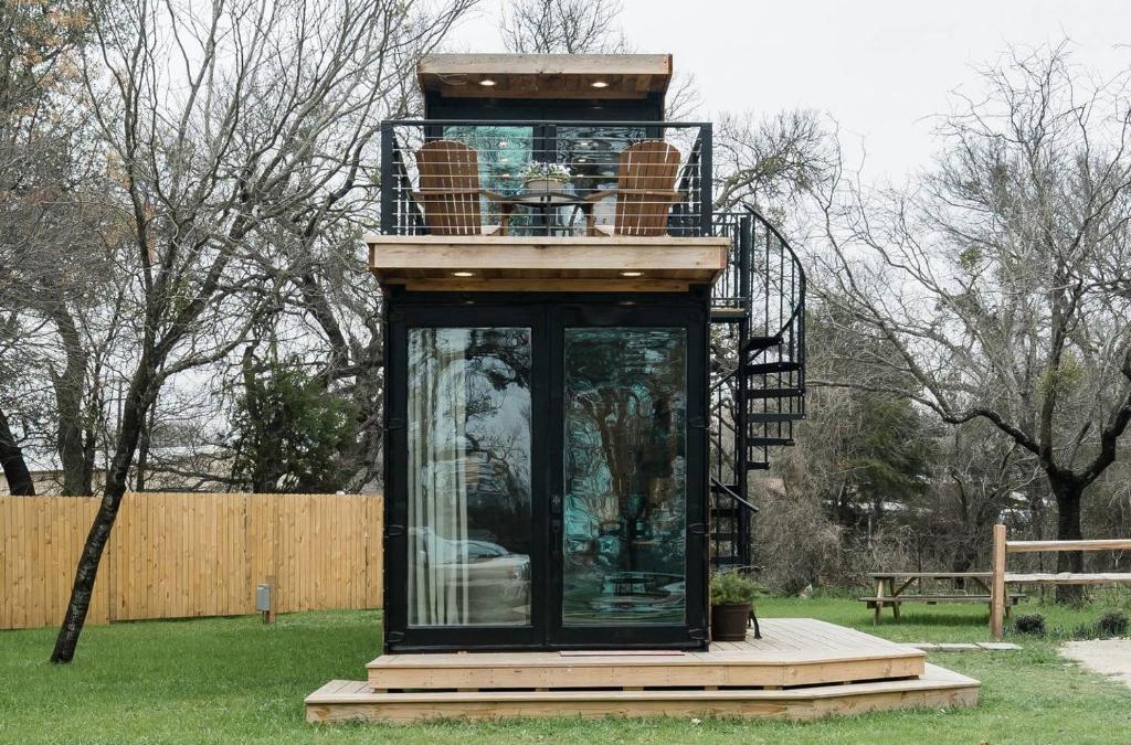Waco House | Stunning CargoHome Near Waco, Magnolia and Baylor