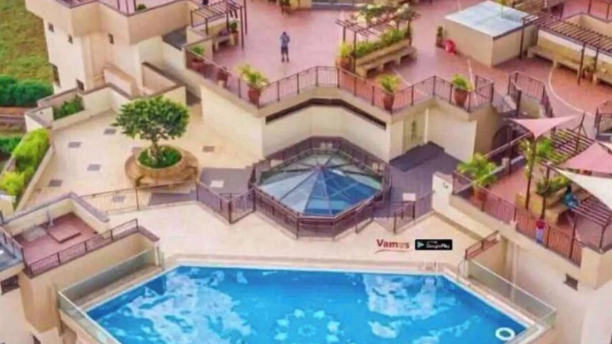 Nairobi West Condo | Stunning condo with a rooftop pool & terrace + panoramic city views