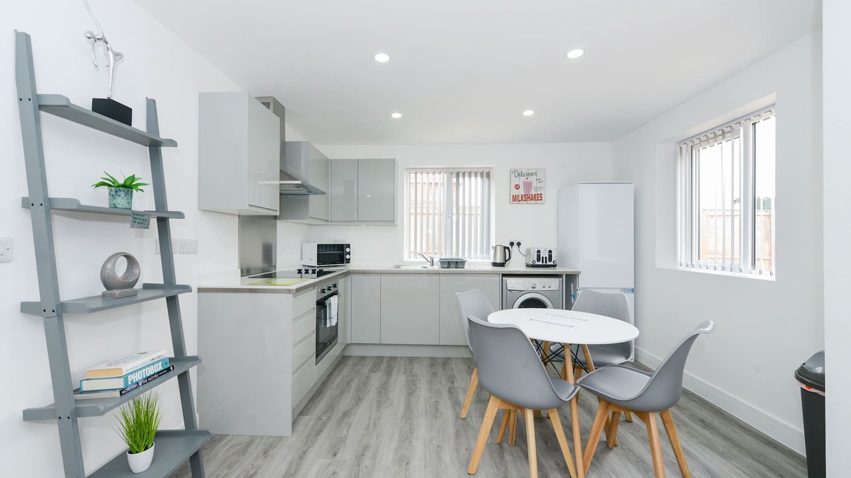 Gedling Apartment | Stunning & Cosy 2bed Apt, Low Carbon, Parking