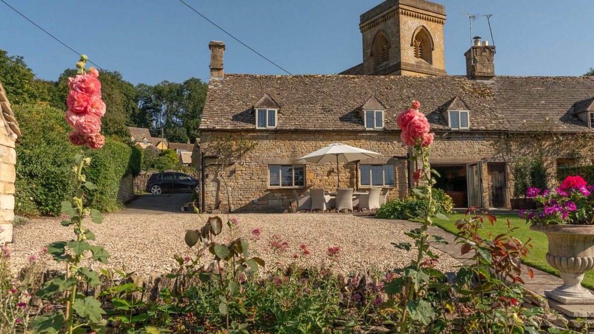 Snowshill Village Cottage | Stunning Cotswold Cottage in Snowshill