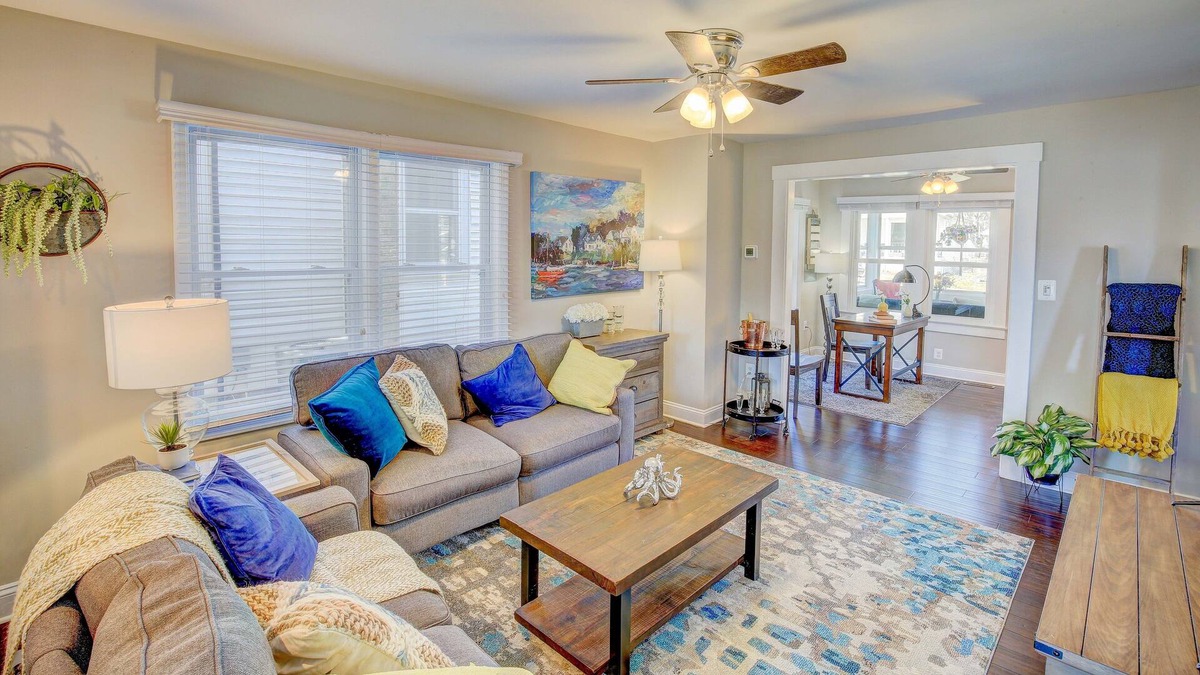 Chesapeake Beach Cottage | Stunning Cottage Newly Renovated 2 Bed 2 Bath Sleeps 6 with an AMAZING Yard