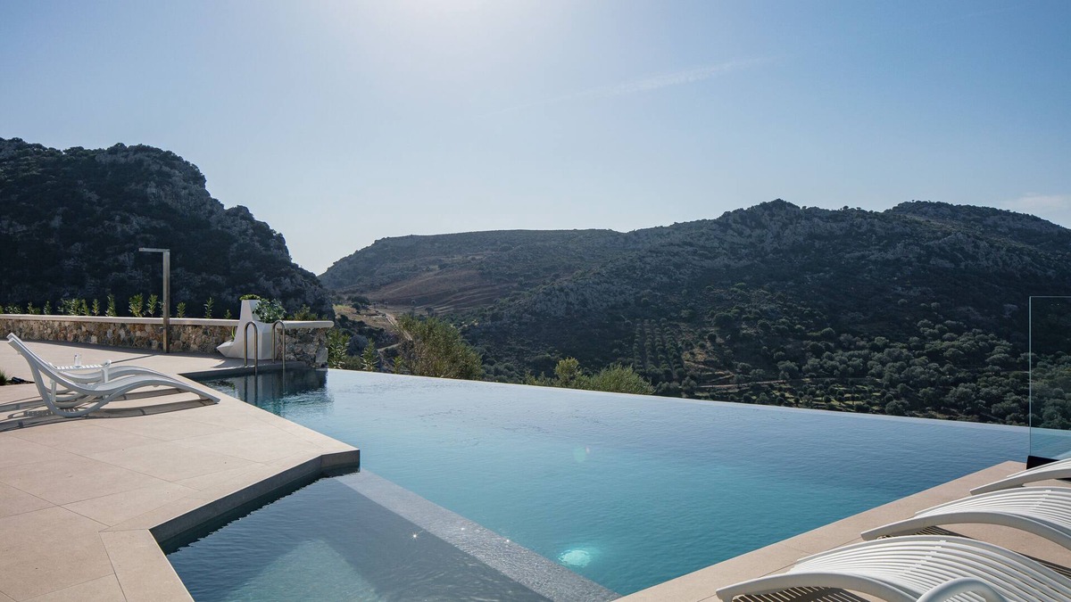 Kantanos-Selino Villa | Stunning countryside views, full privacy, relaxing ambiance and infinity pool!
