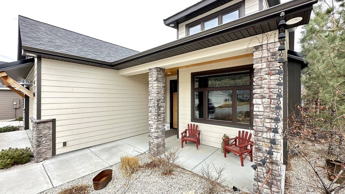 Billings House | Stunning custom comfy home in quiet NW Billings
