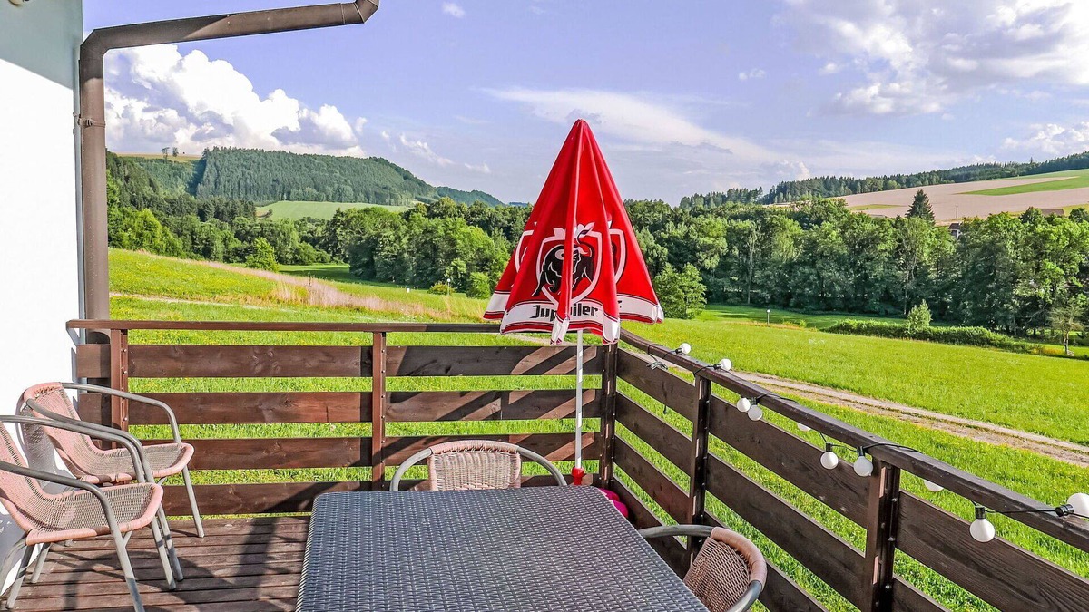 Starkov House | Stunning private villa for 8 guests with pool, WIFI, TV, patio, pets allowed and panoramic view