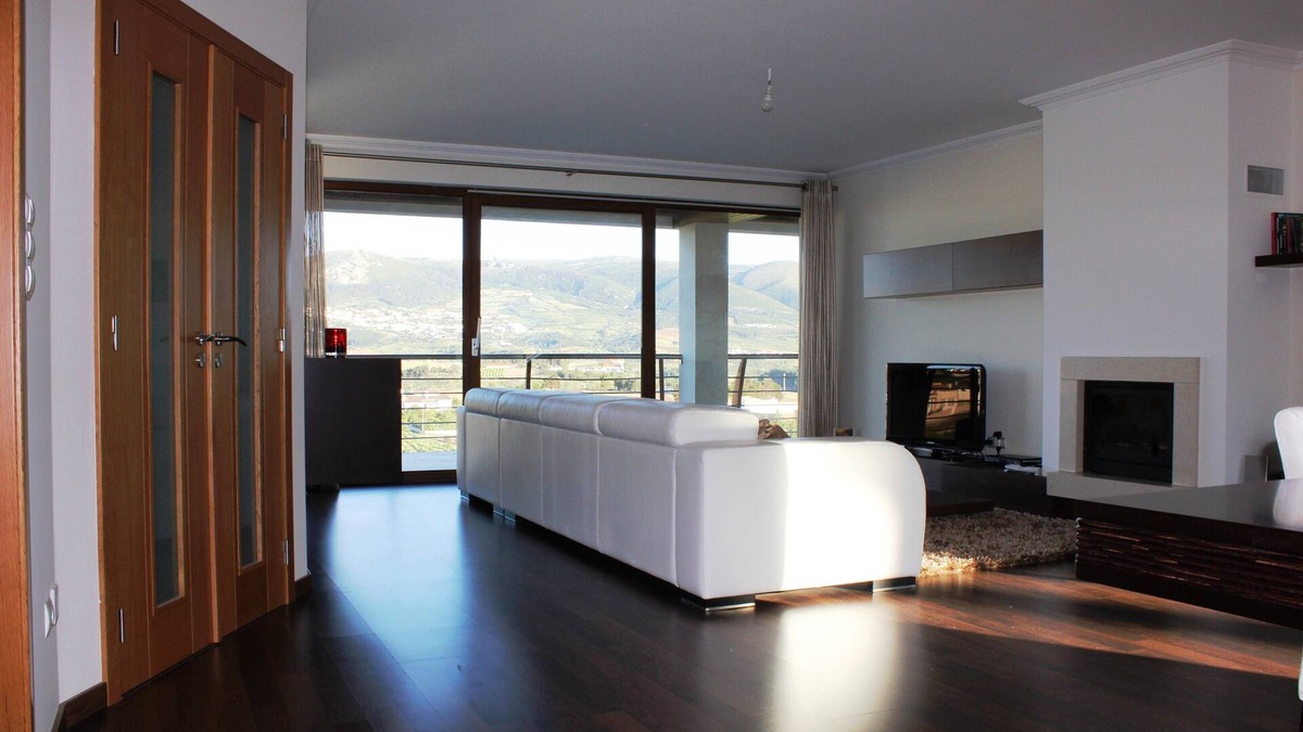 Cadaval Villa | Stunning Detached Villa With Panoramic Views Over Montejunto Hills