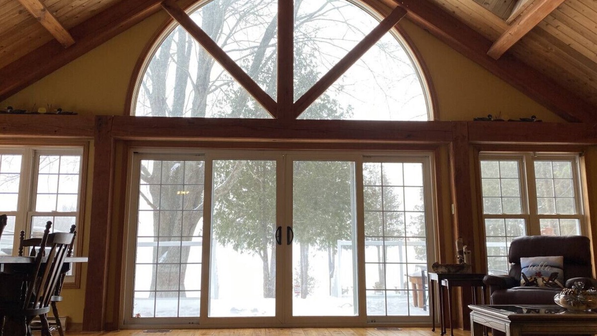 Fenelon Falls Cottage | Stunning Executive, Post & Beam, Fenelon Falls/Bobcaygeon Waterfront Retreat