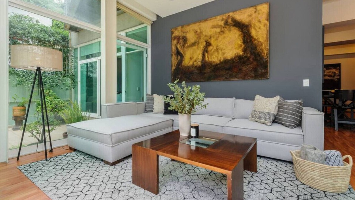 Hipodromo Apartment | Stunning garden house 2 bdr Apt w/p. terrace