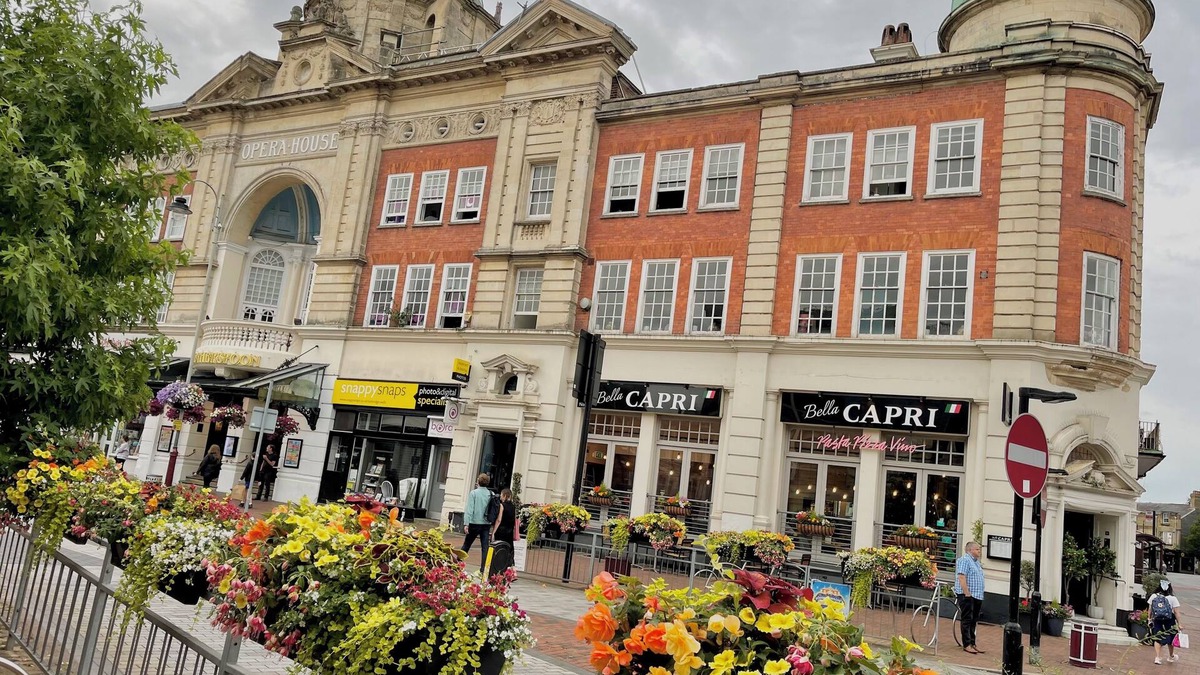 Royal Tunbridge Wells Apartment | Stunning 3 bed flat in Royal Tunbridge Wells