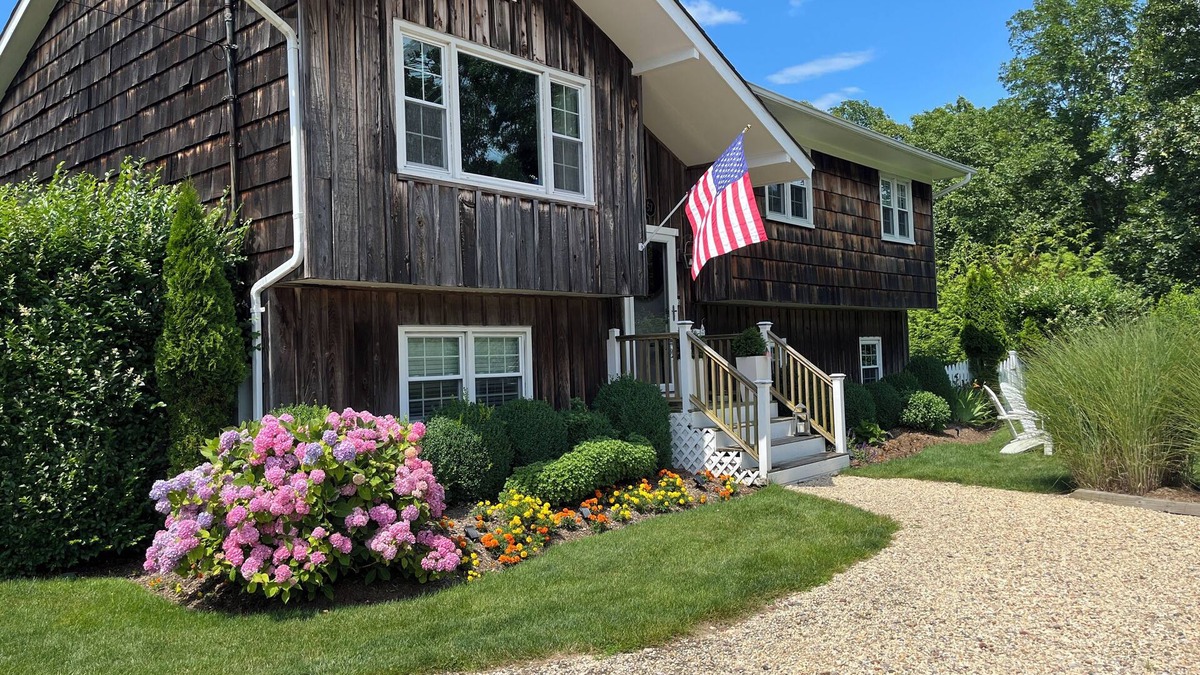 Hampton Bays House | Stunning Hamptons Beach Home for Family Vacations By The Ocean