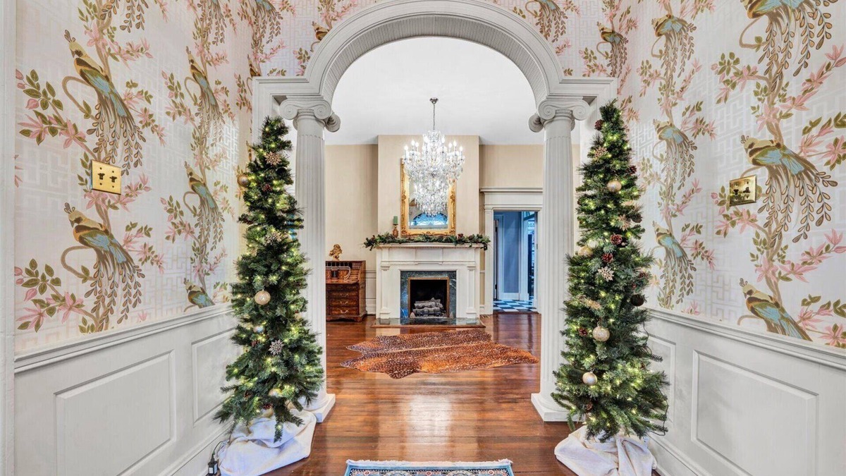 Central Business District House | Stunning Historic Lynchburg Mansion with pool and pool house.