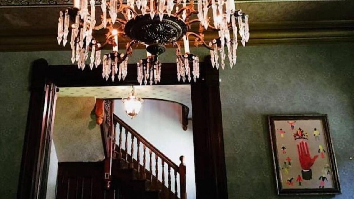 Newburgh House | Stunning historic Victorian house in Newburgh