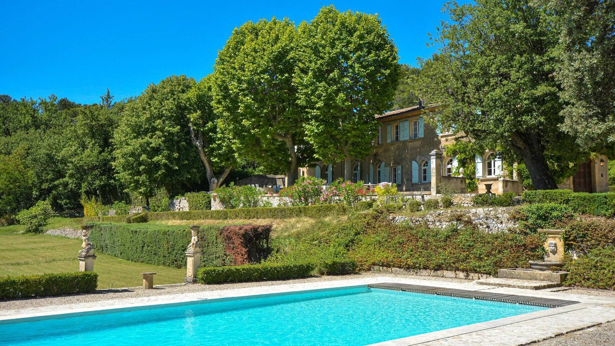 La Roque-d'Antheron House | Stunning home in La Roque D'Antheron