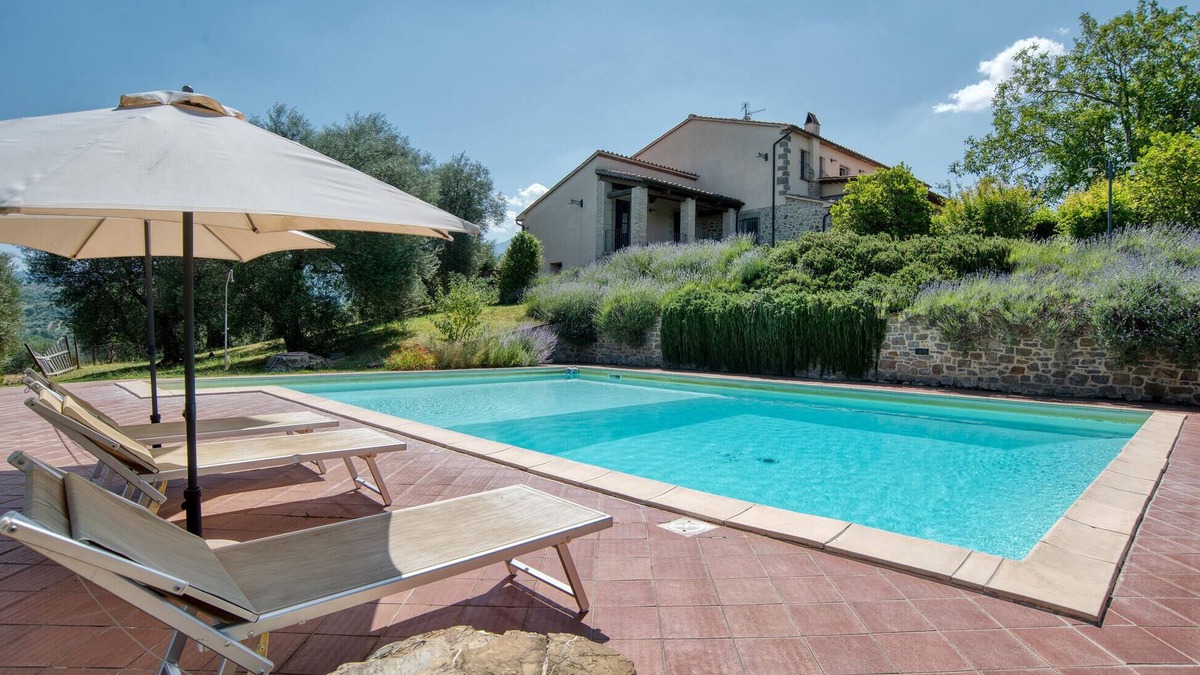 Castel del Piano House | Stunning home in Castel del Piano GR