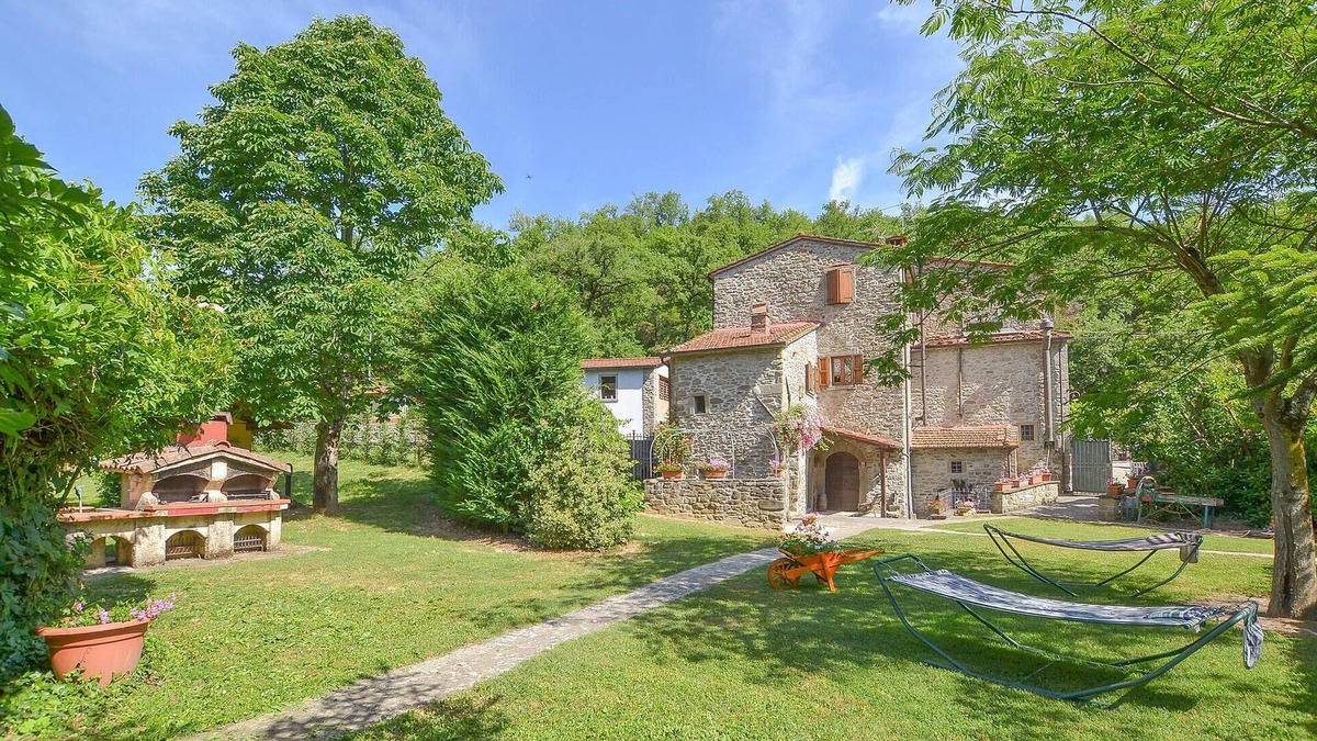 Castel Focognano House | Stunning home in Castel Focognano (AR)