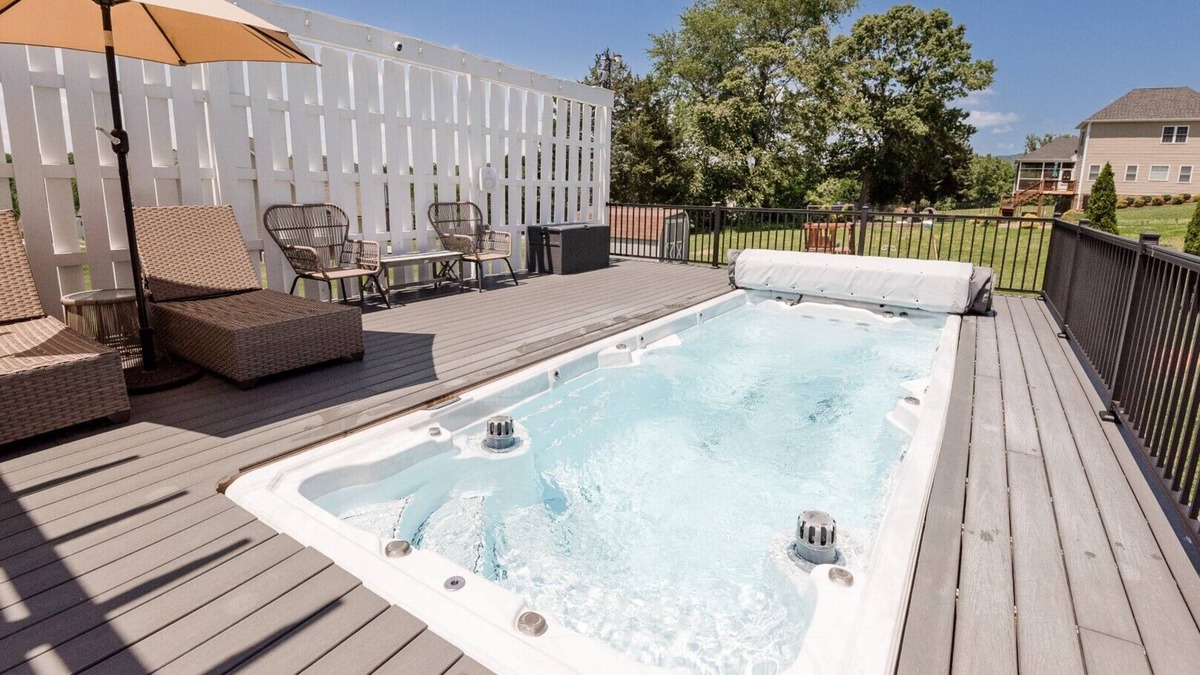 Forest House | Stunning Home 15 Mins. To Liberty U. / Lynchburg, 19 Ft. Swim Spa, Mtn. Views