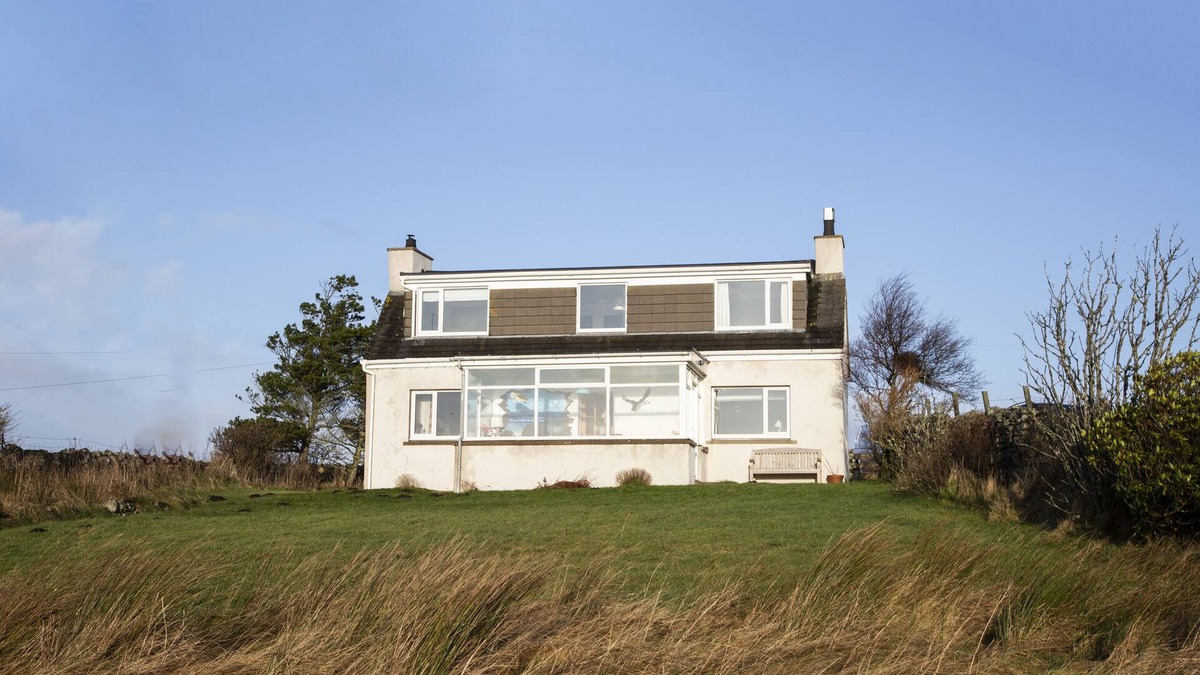 Lairg House | Stunning Home and Mountain and Sea Views With Fibre Wifi - Melness