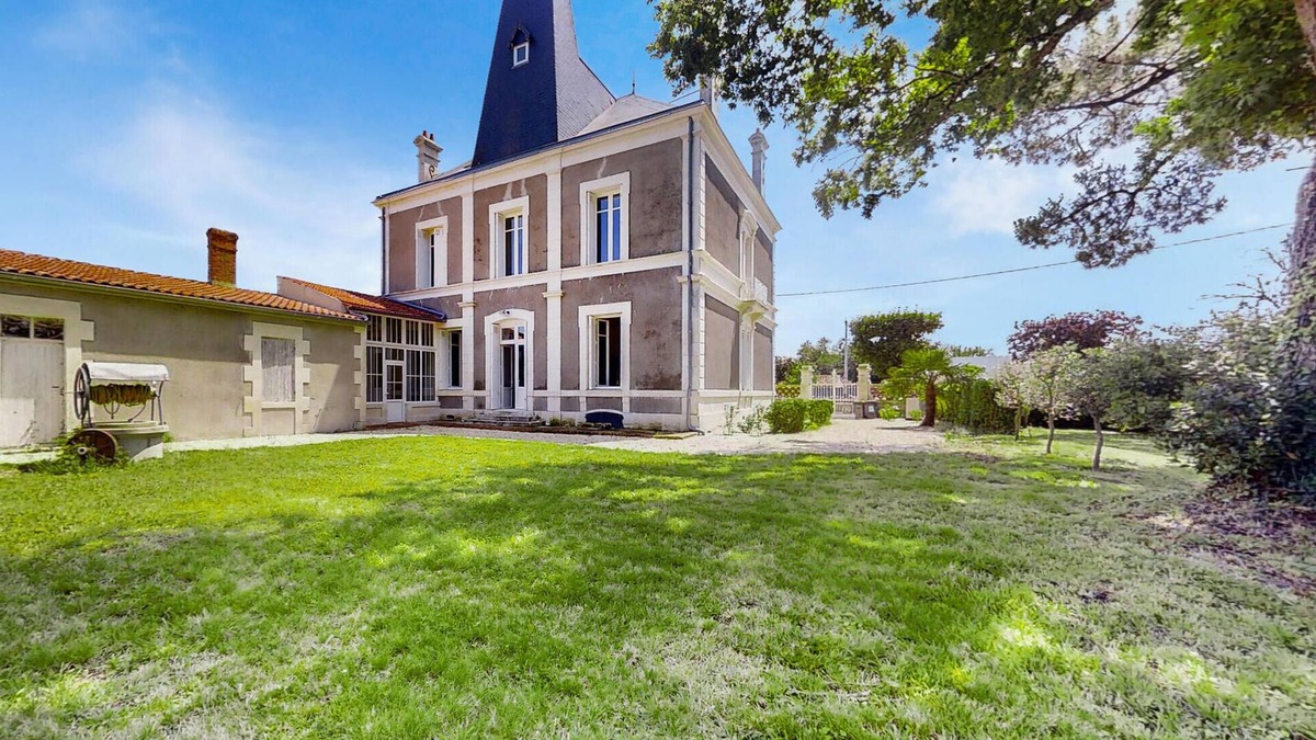 Etaules House | Stunning home in étaules with WiFi