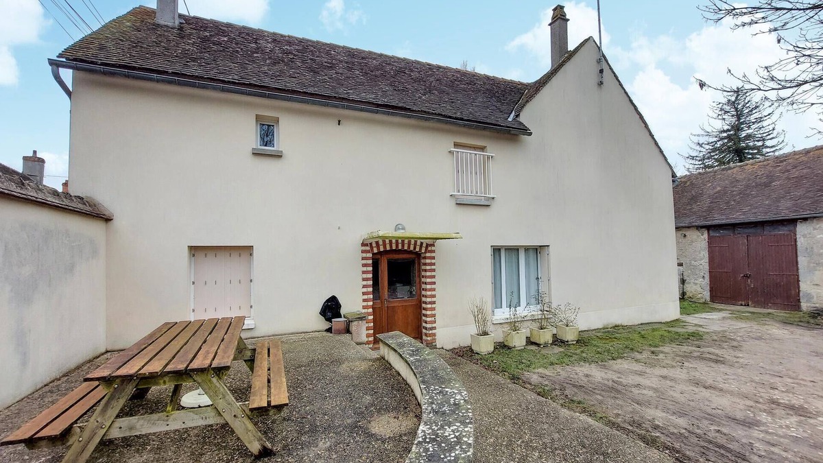 Egry House | Stunning home in EGRY with WiFi