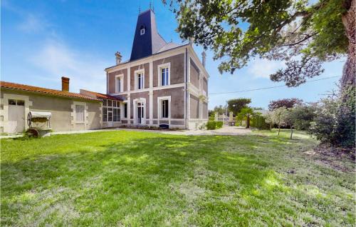 Etaules House | Stunning Home In Étaules With Wifi