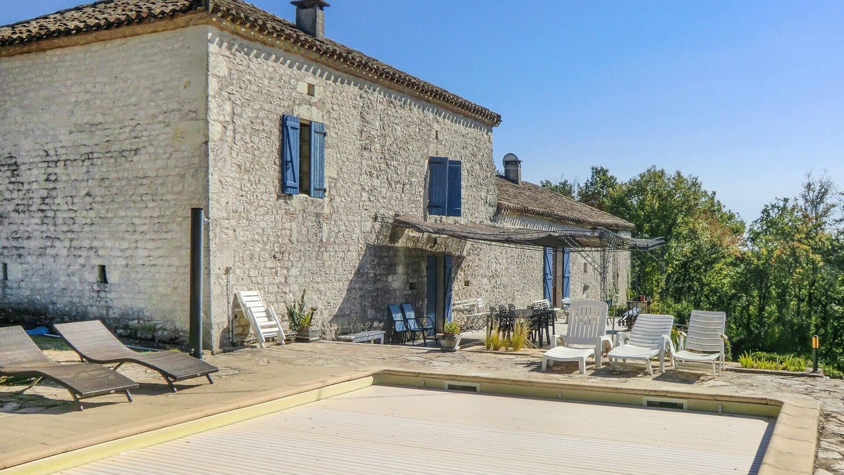 Fauroux House | Stunning home in Fauroux with WiFi