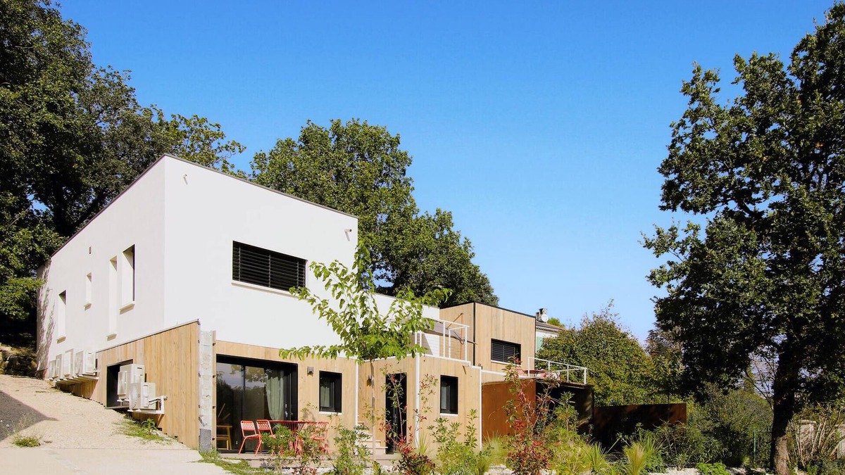 Suze-la-Rousse House | Stunning home in Suze la Rousse