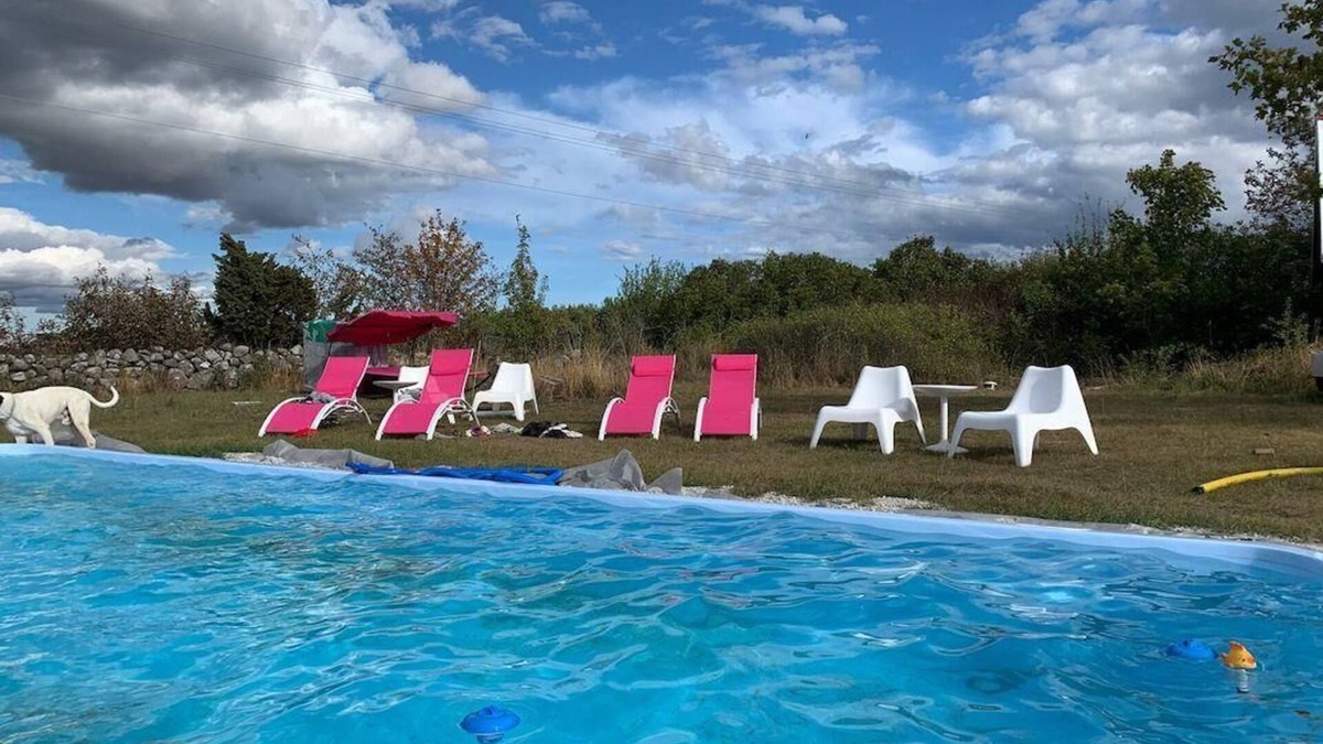 Hablingbo House | Stunning home in Havdhem with 3 Bedrooms, Swimming pool and WiFi