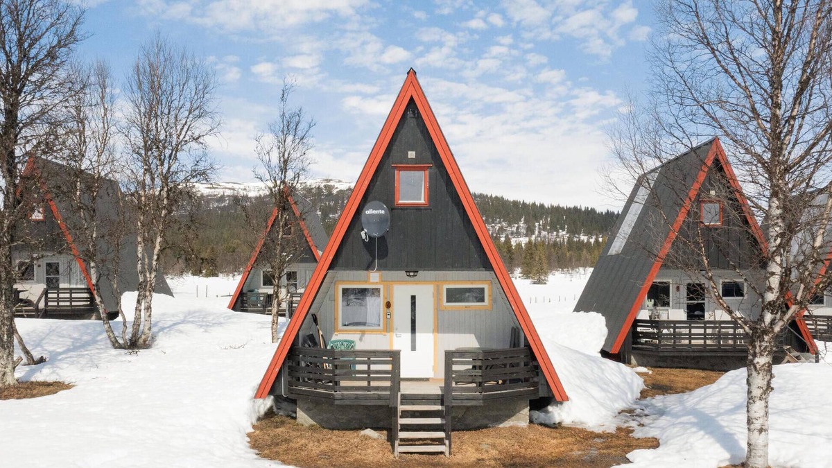 Oystre Slidre House | Stunning home in Heggenes