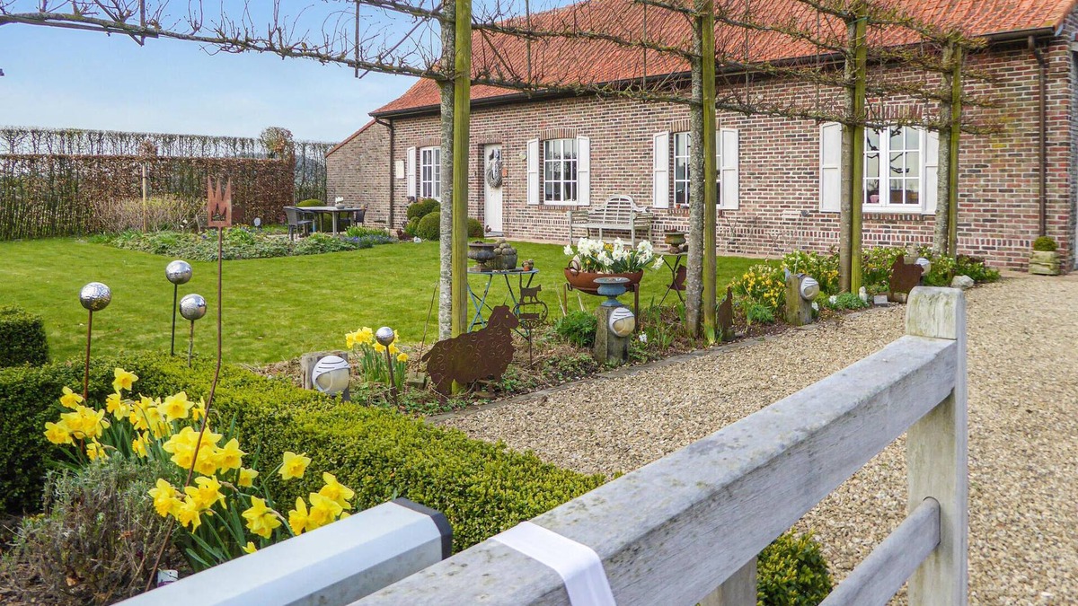 Heuvelland House | Stunning home in Kemmel with WiFi