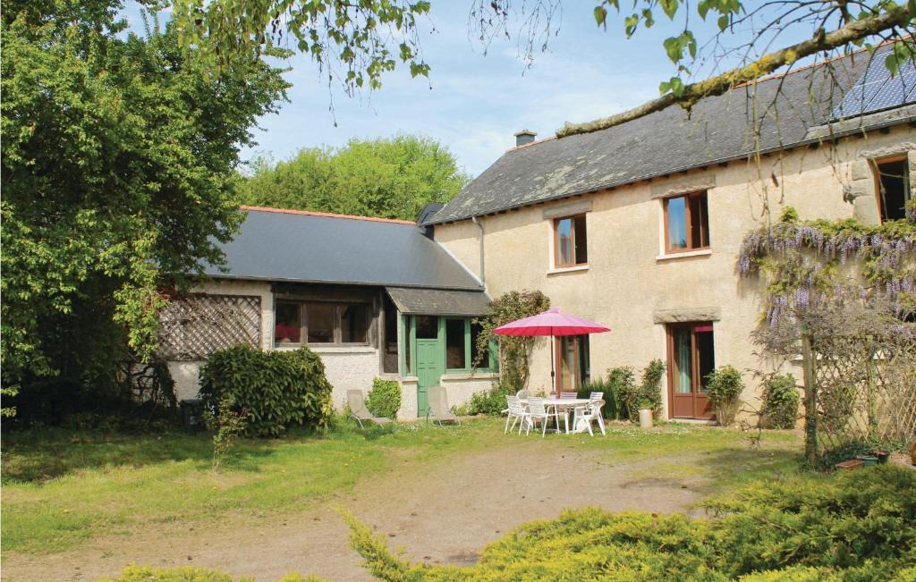 La Nouaye House | Stunning home in La Nouaye with 4 Bedrooms