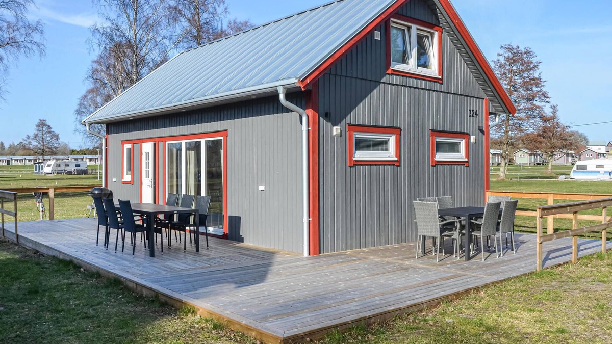 Hagaby House | Stunning home in Löttorp with WiFi