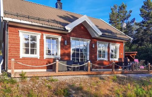 Birkenes House | Stunning Home In Mykland With Wifi