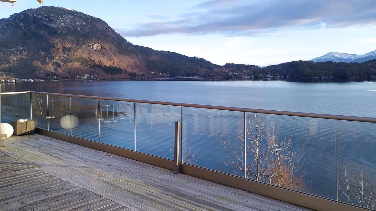 Hardangerfjord House | Stunning home in Omastrand with WiFi
