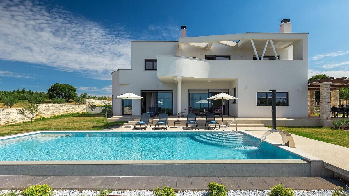 Visnjan House | Stunning home in Porec with sauna